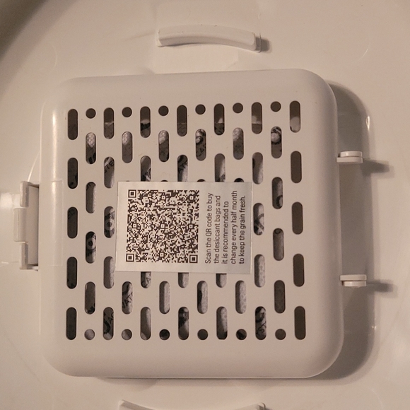 NEW PETLIBRO Granary Automatic Feeder 5L- does not include bowl or instructions - Picture 4 of 9